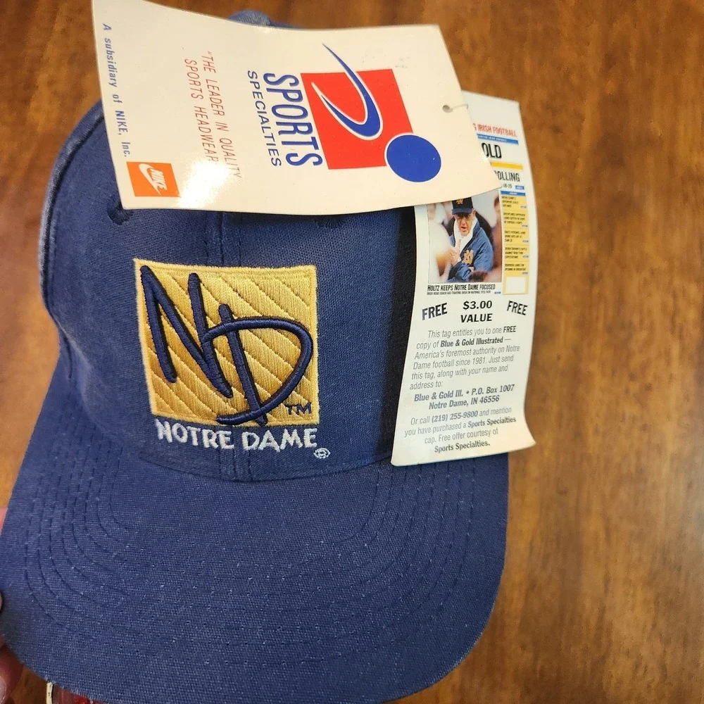Vintage Notre Dame Fighting Irish‎ Hat Strapback Sports Specialties NCAA Read*